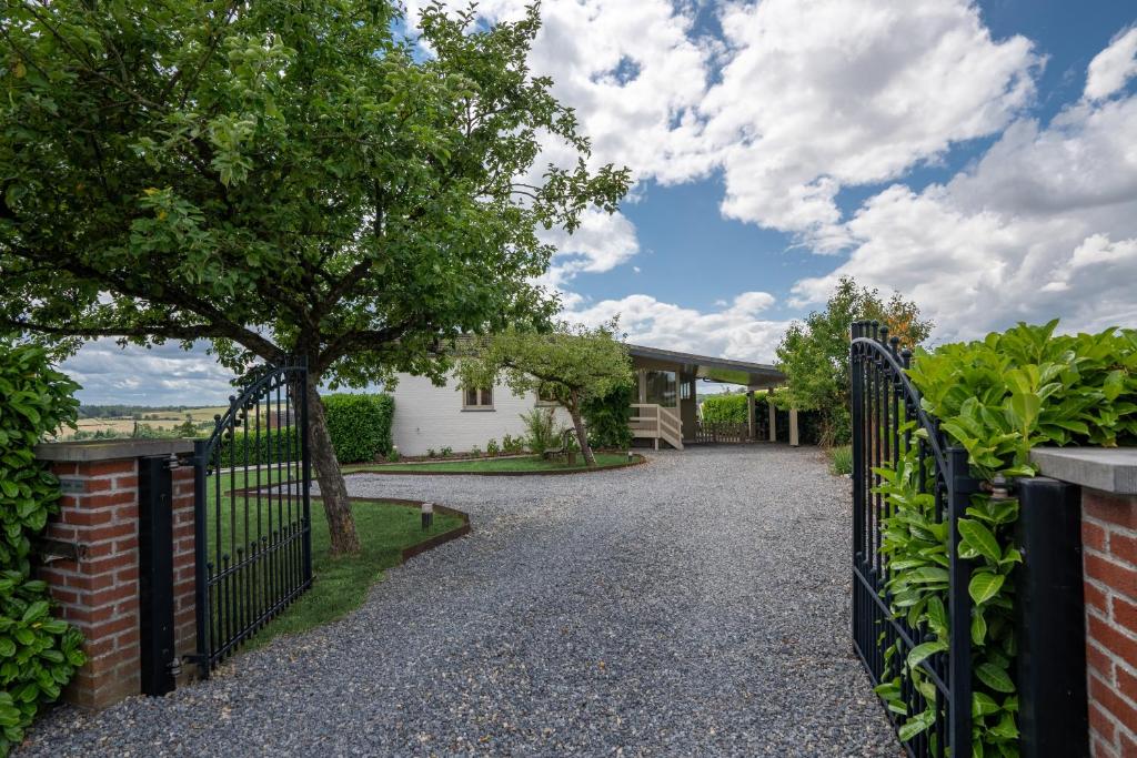 La Villa Ava