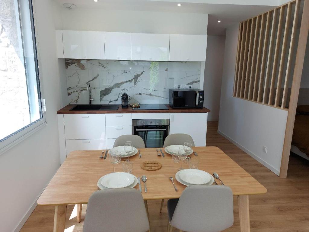 La Villa Bompard 48M2 Cœur de ville avec terrasse