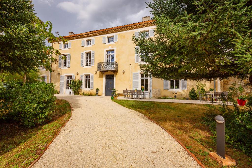 Le Castel Pierre - 7ch&7sdb avec clim, piscine XL, salle fitness et sauna pour 18 personnes