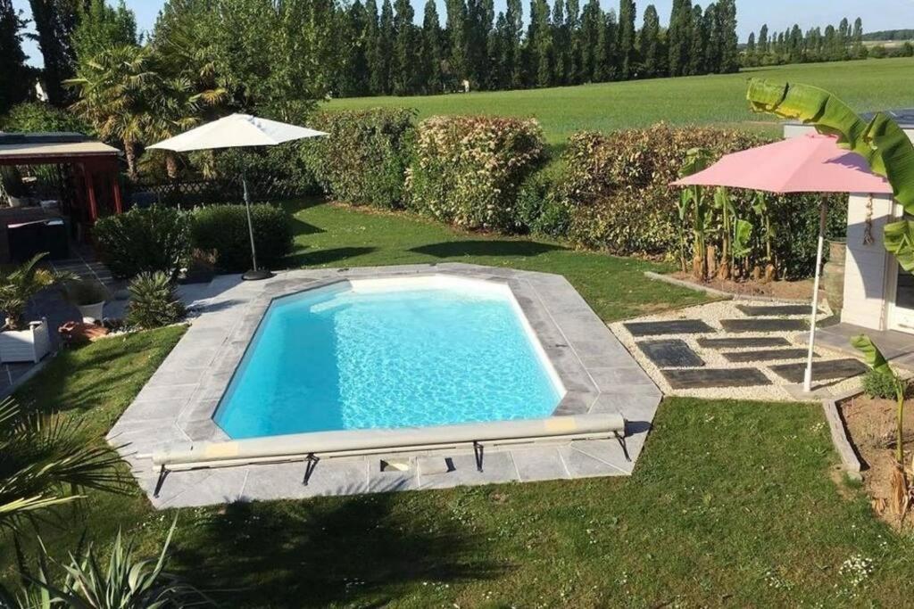 Le chalet sous les arbres