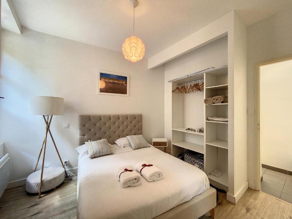 ღ Le Cosy Brienne • T2 au Centre-Ville ღ Métro