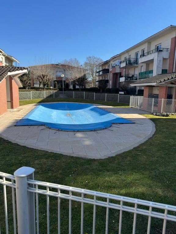 Le cosy Parking gratuit piscine terrain de tennis