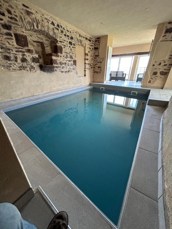 le domaine du bez gite de la grise piscine sauna hammam spa
