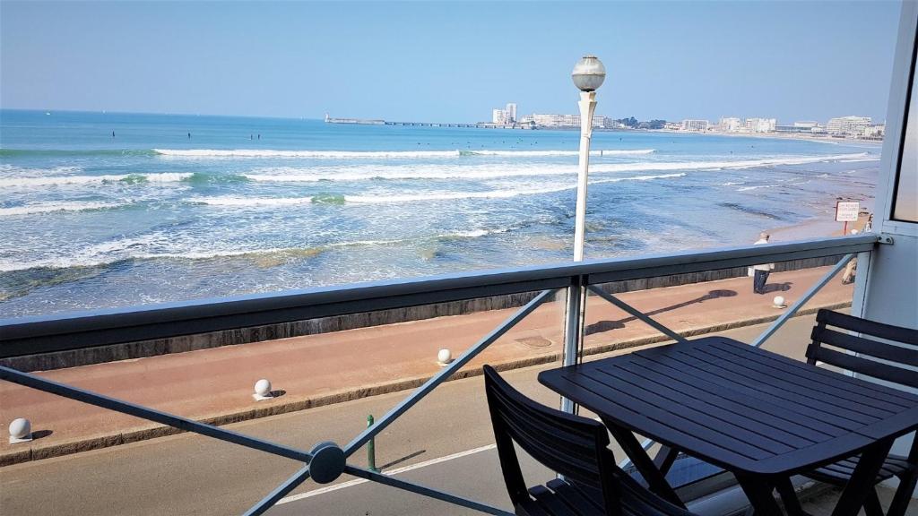 Le first studio vue mer
