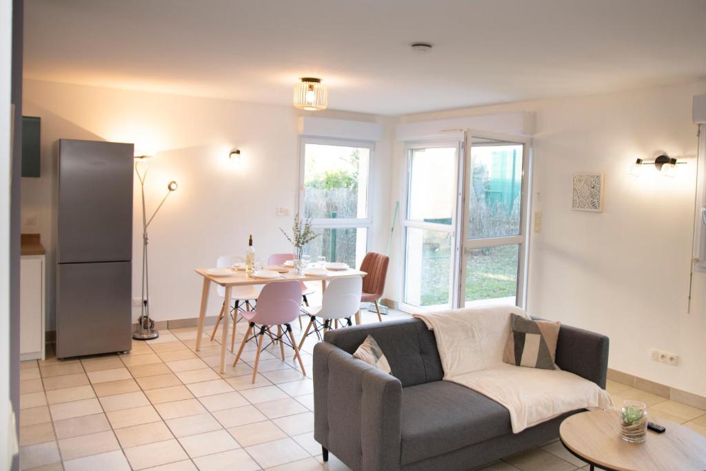 Duplex le Lardenne - proche Hôpital - Clim - Terrasse - Parking