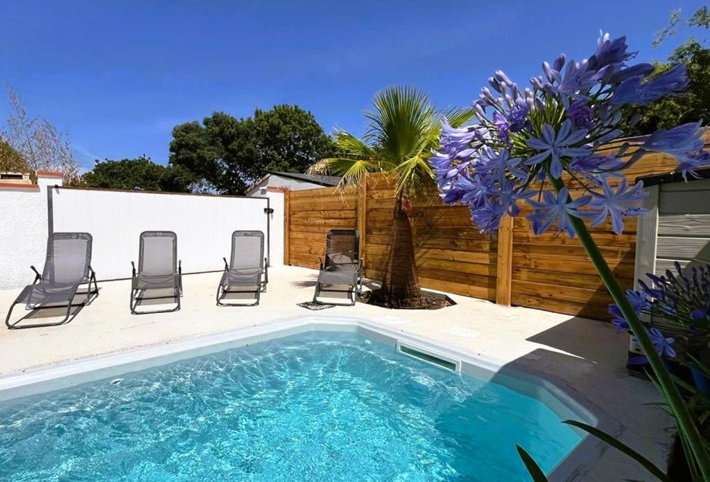 Le Loft Nature Bien-Etre Piscine Chauffée Privée du Tarn entre Toulouse et Albi & Les Cottages du Tarn