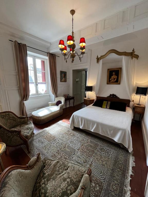 Le Logis de Saint Cyr