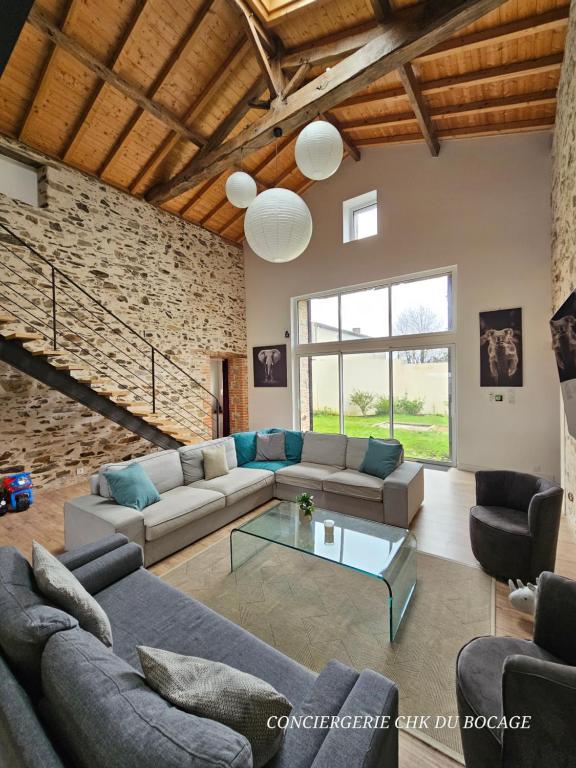 Le Petit Loup grande maison de charme en campagne