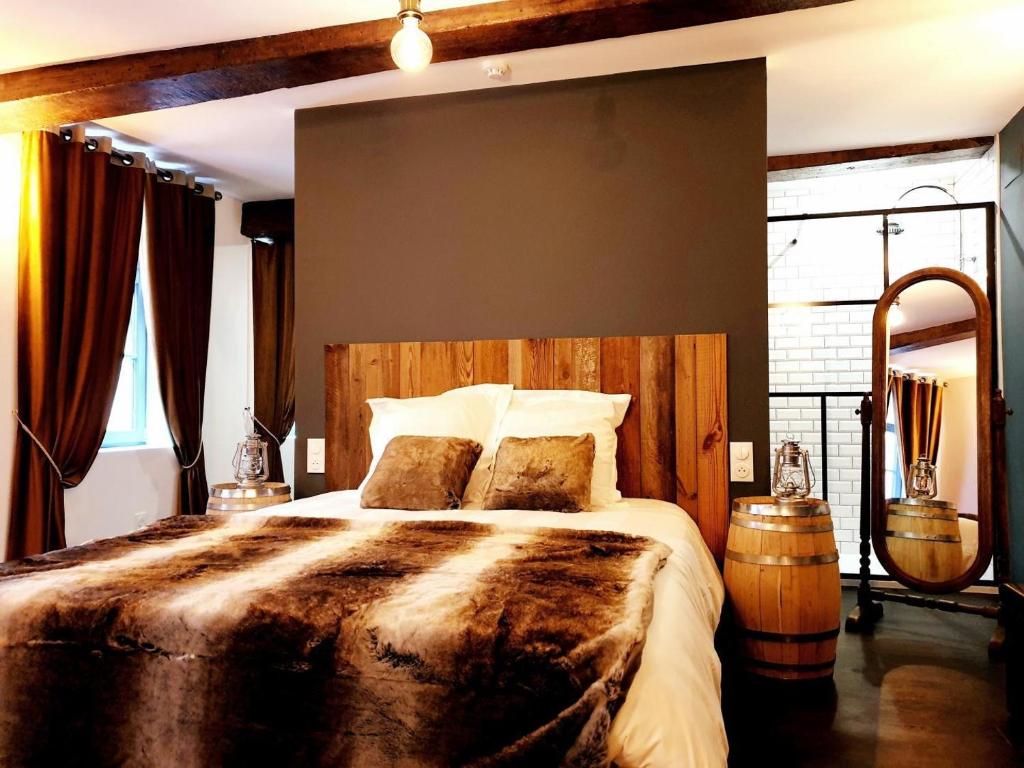 Le Saloon de Rose