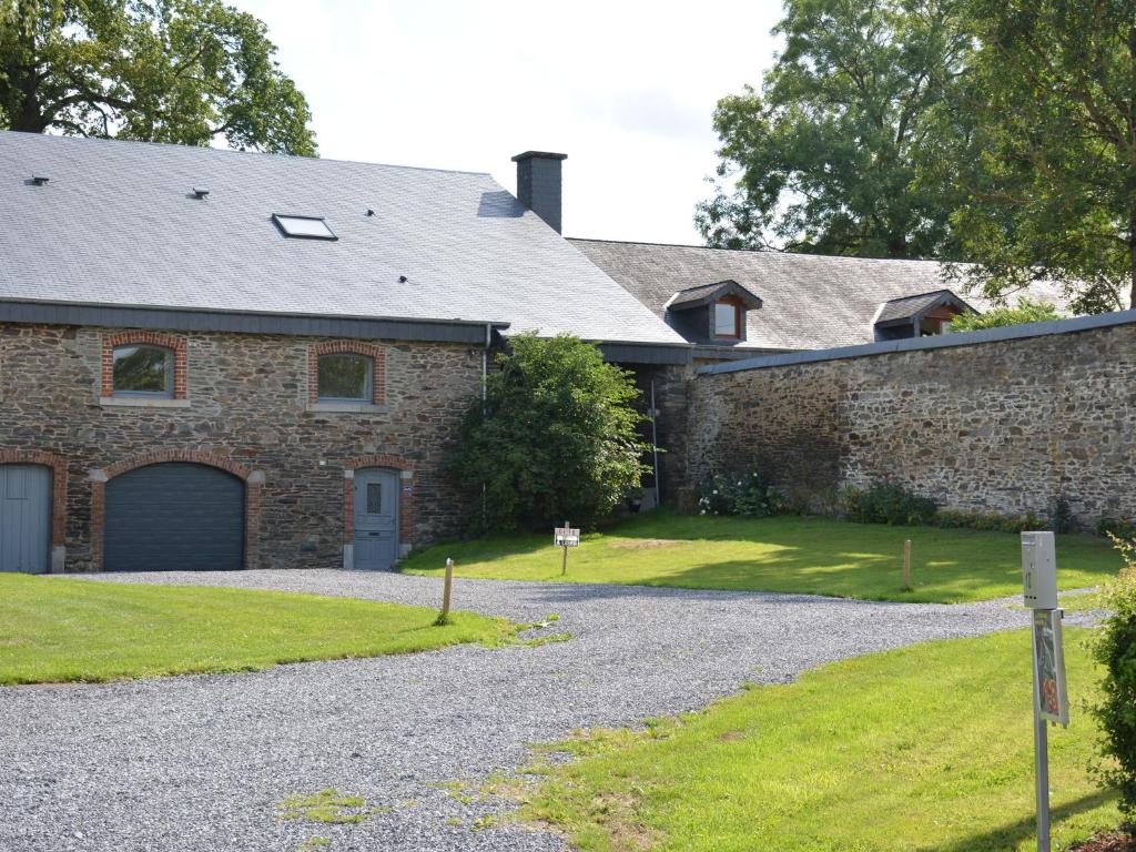 Tranquil Stay in Sainte-Ode