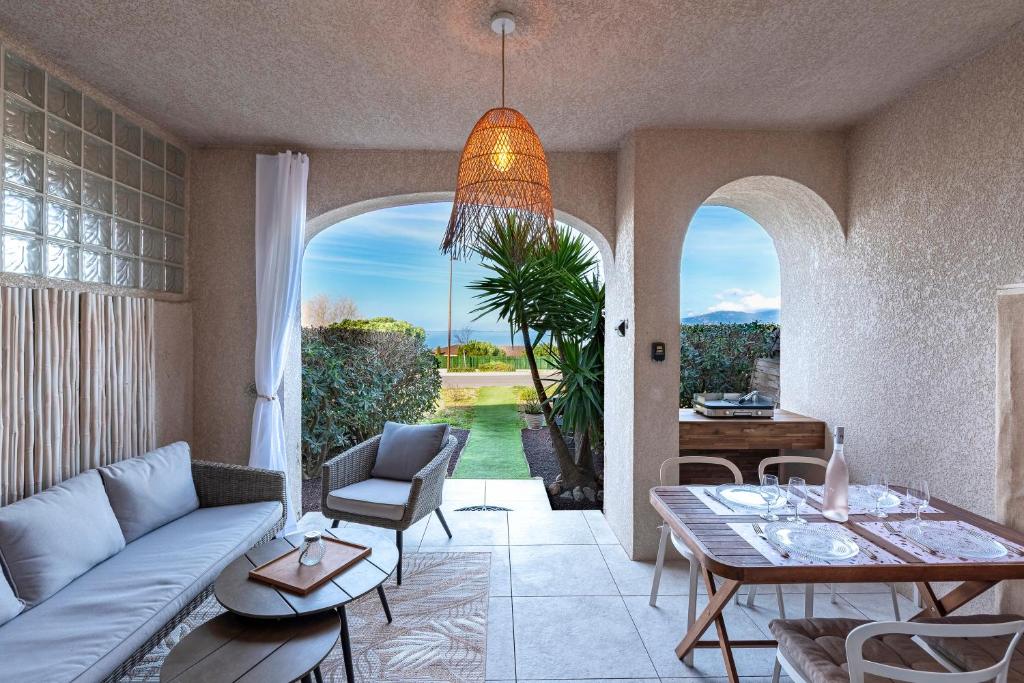 Le Yucca - Vue mer 100 m de la plage