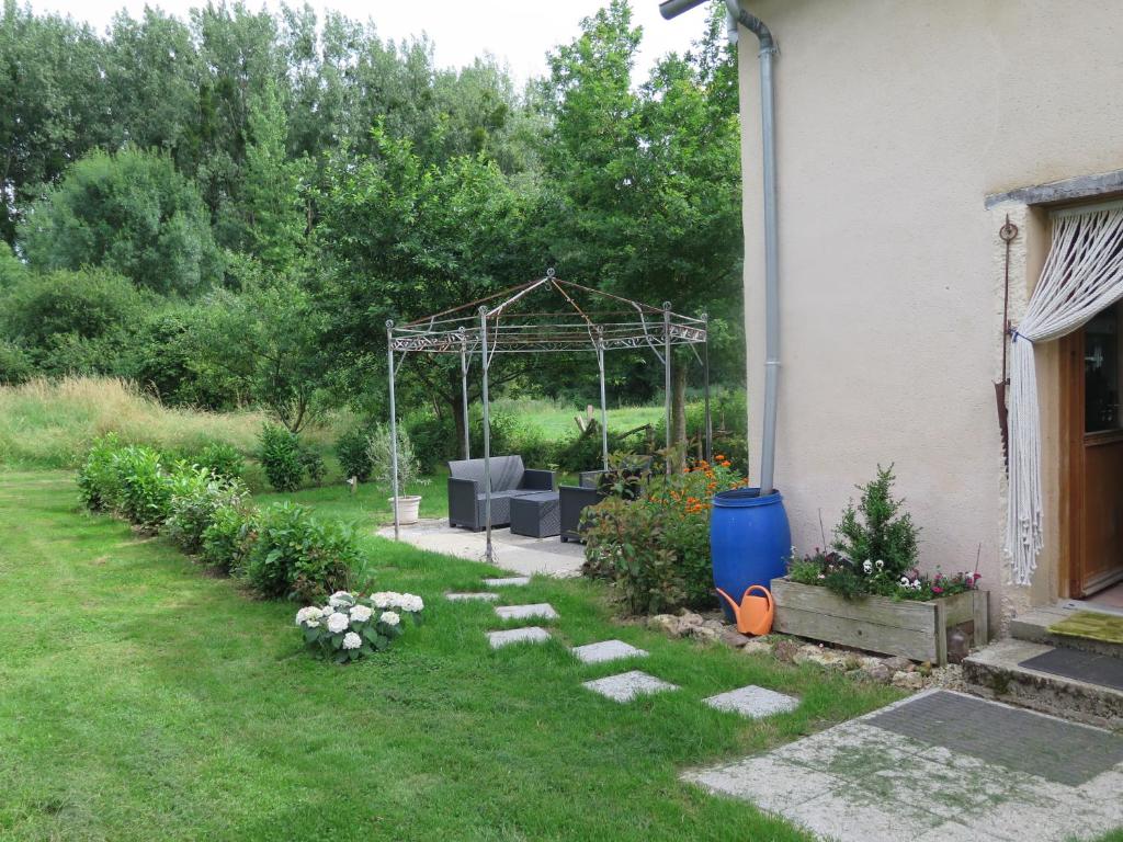 Les Bardinieres for Zoo Fleche