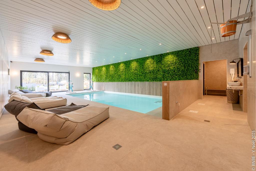 Sous la Houlette, Suites, Piscine intérieure et Sauna