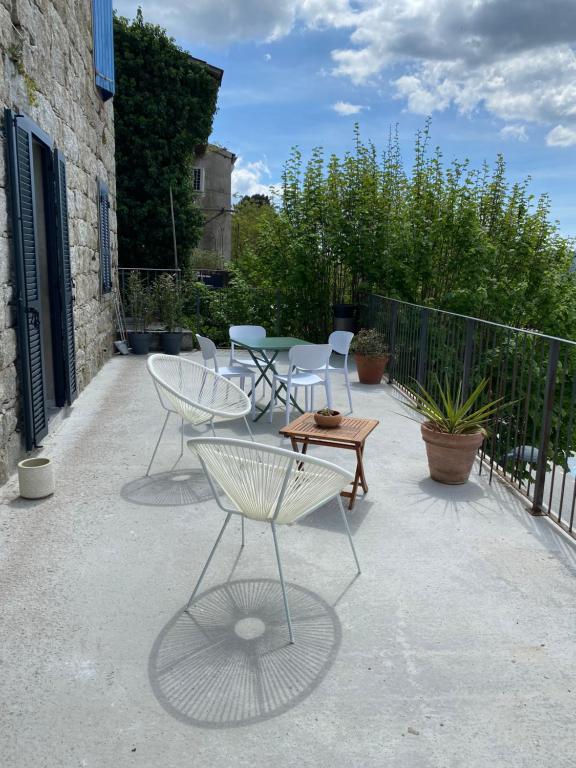 Très beau studio avec terrasse