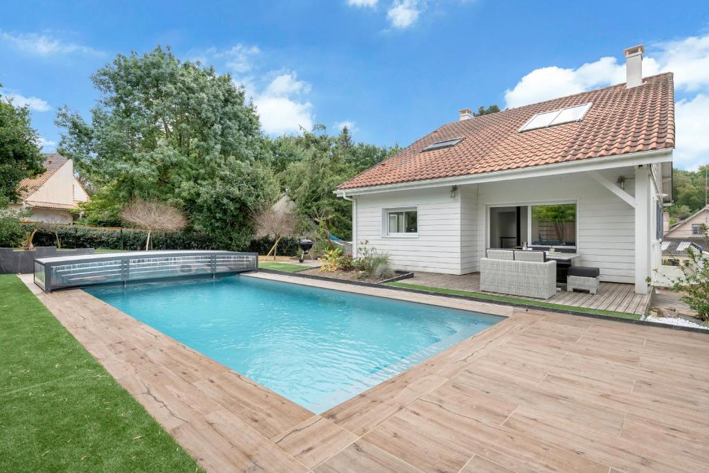 La Baule - Magnifique maison avec piscine - 9 Pers