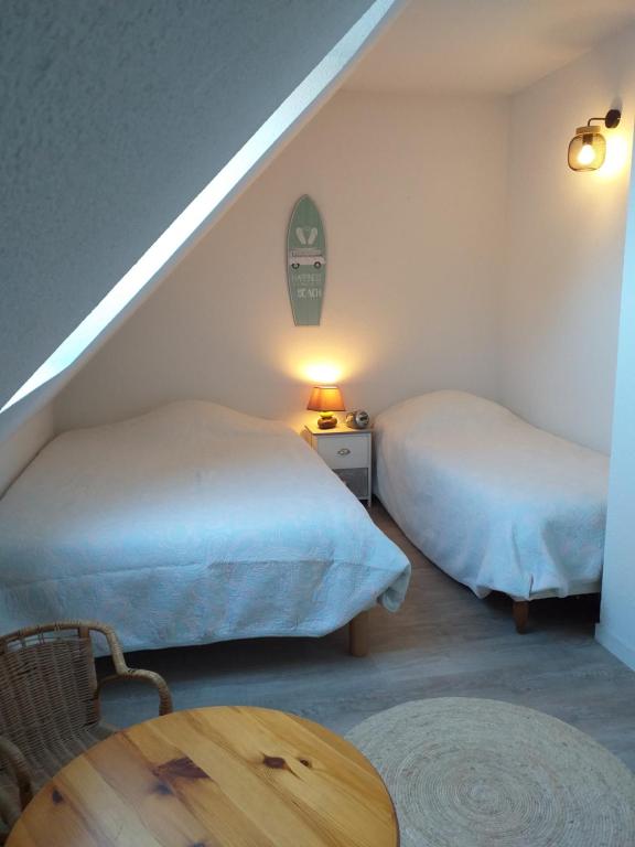 Maison, 2 chambres, 400m de la plage.