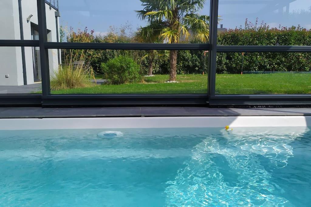 villa en bord de mer d day avec piscine et spa