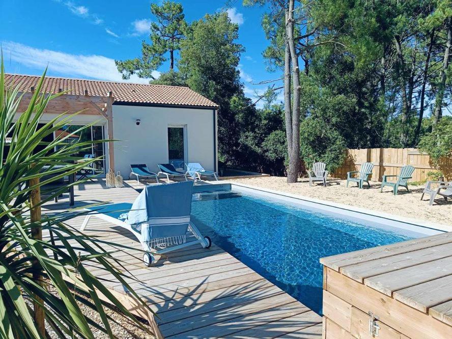 MAISON 4 CHAMBRES PISCINE CHENAL DES DUNES