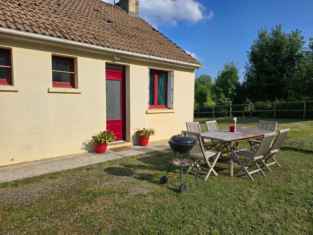 Maison avec vue sur étang dans le Perche