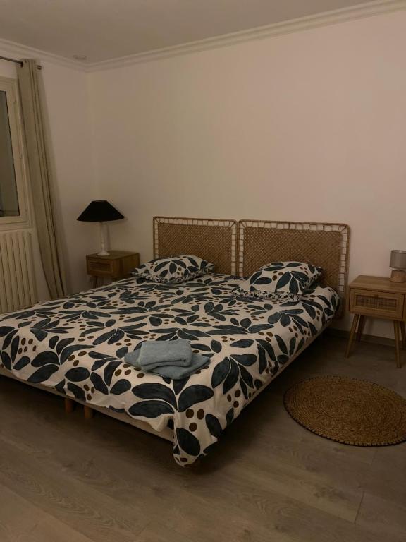GITE Thiron Gardais LA COUR aux PAUVRES