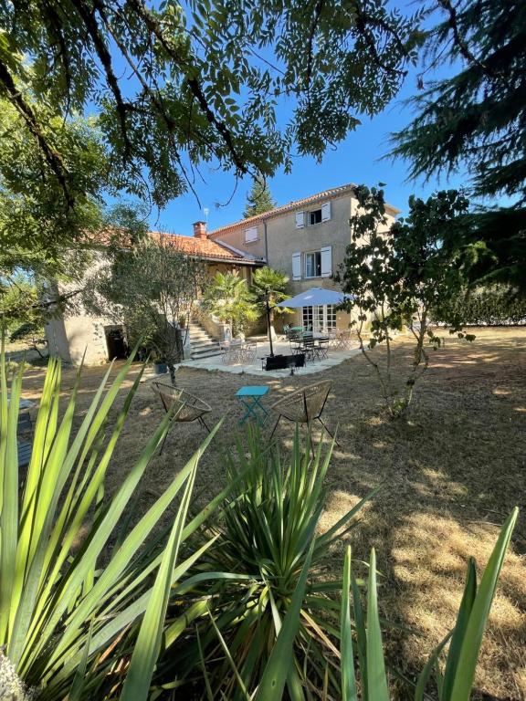 Maison piscine Lot