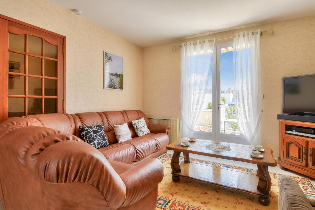 Maison familiale pour 8 a 750m de la plage