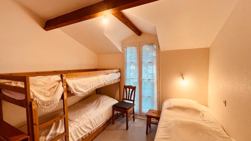 Maison forêt et piscine, les Mas de Vertmarines
