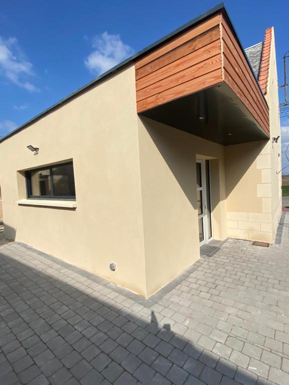 Maison individuelle avec terrasse et parking