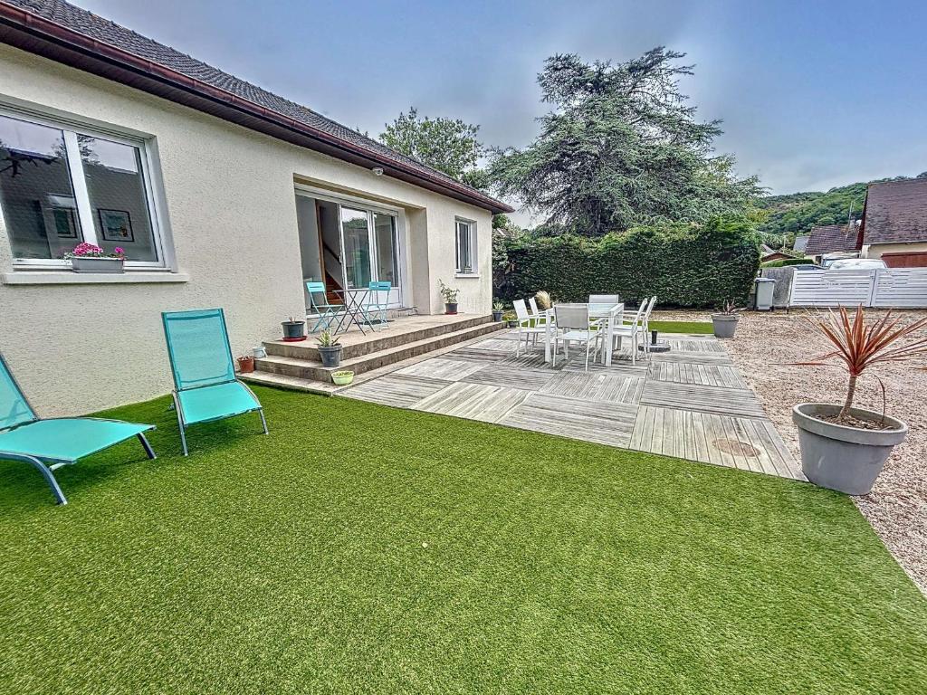 Maison calme, proche plage et commerces à Jullouville, jardin clos, 3 chambres, idéale vacances - FR-1-361-381