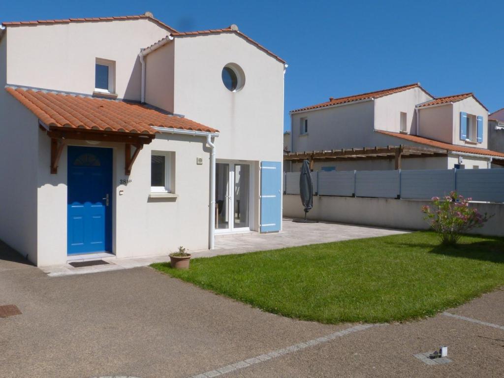 Charmante maison rénovée avec terrasse, proche mer, La Tranche-sur-Mer, 6 pers, Wifi, parking. - FR-1-194-224