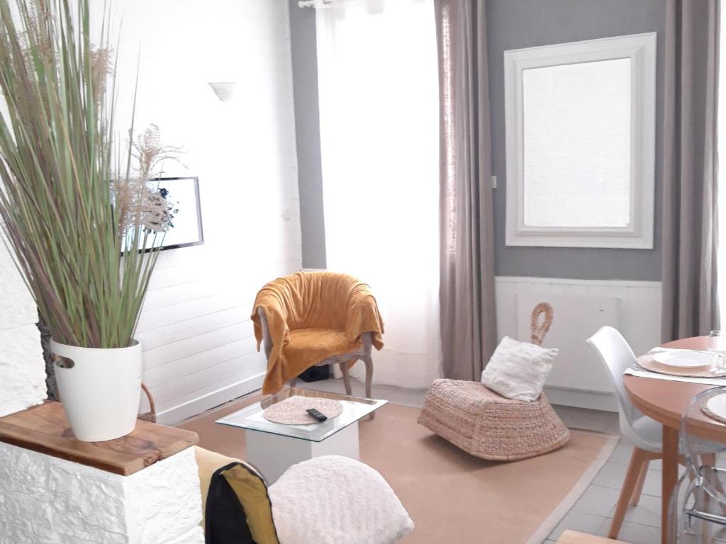 Maison rénovée aux Sables d'Olonne, proche plage et port, 5 couchages, 3 Clévacances - FR-1-331-212
