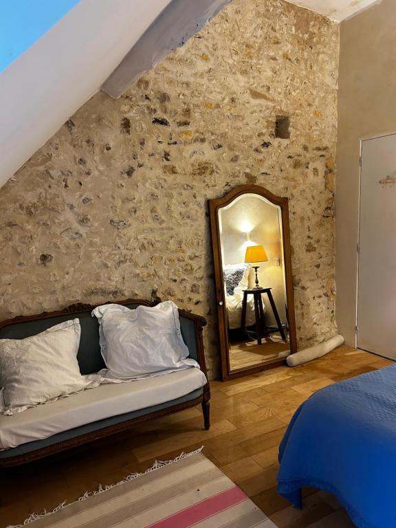 Perche QUEEN's Bedroom in Maison Nomade Chic