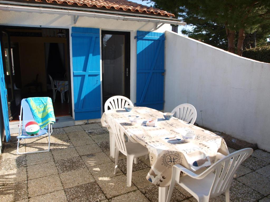 Charmante maison avec piscine chauffée à 1300m de la plage à Saint-Jean-de-Monts - FR-1-323-363