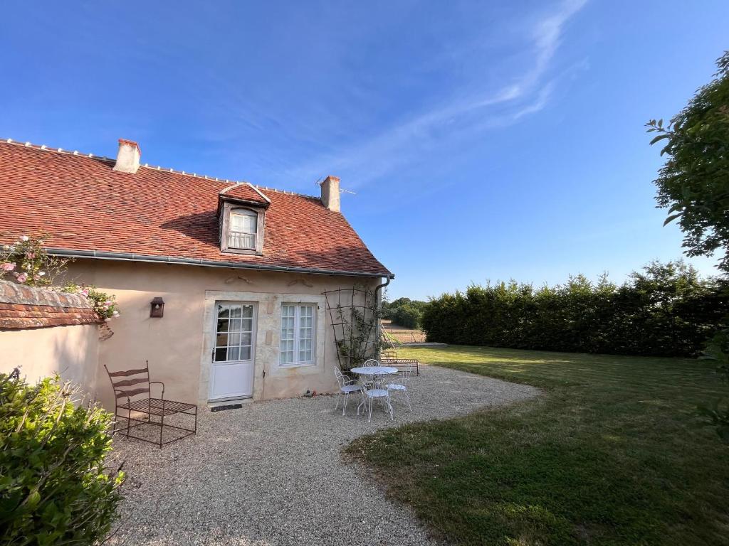 Gîte en Berry avec jardin, cheminée, jeux enfants - calme assuré en pleine nature - FR-1-591-158
