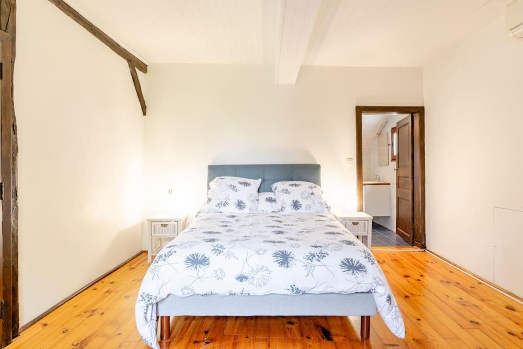 Gîte Le Campane - Piscine partagée Borne recharge véhicule 22kwh