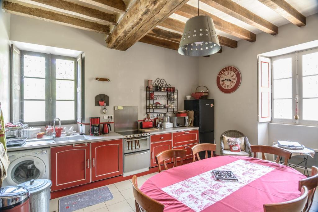 Manoir De La Chouanniere