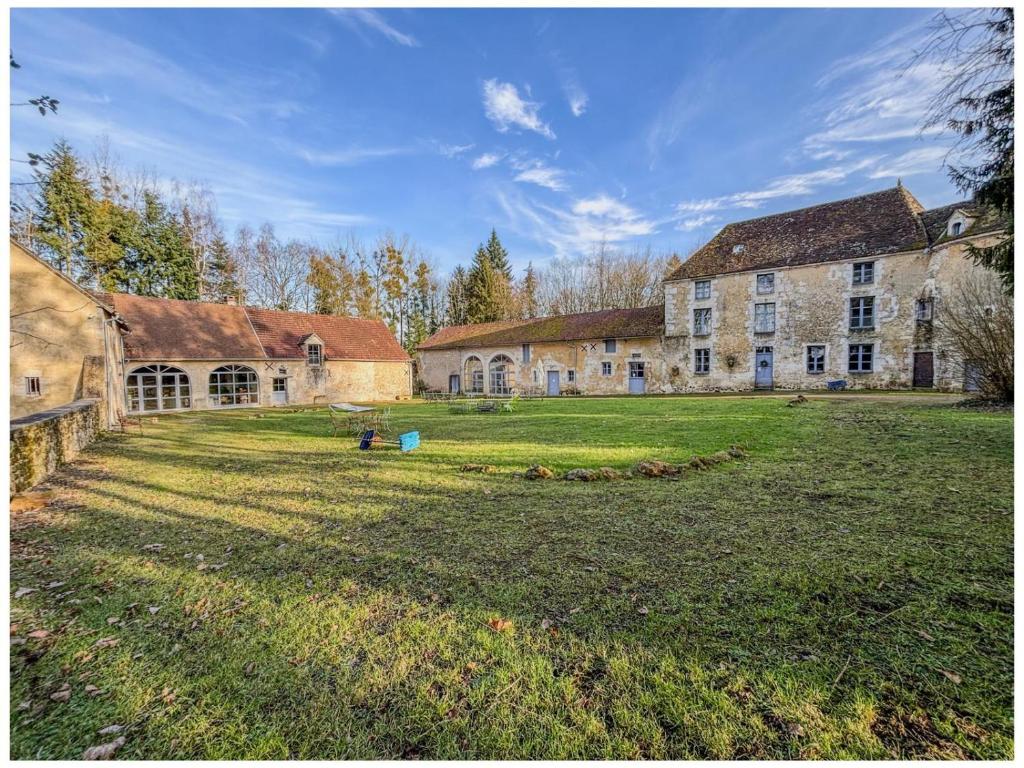 Manoir avec piscine intérieure chauffée