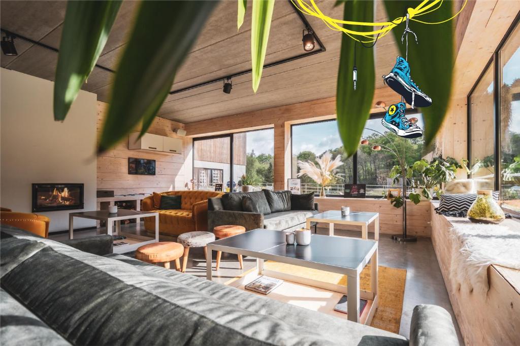 Daft Hotel & Glamping