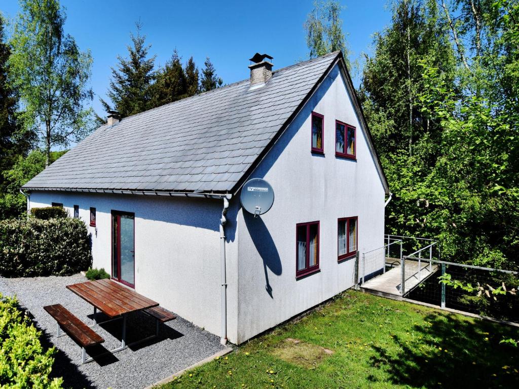 Retreat with Sauna & Games