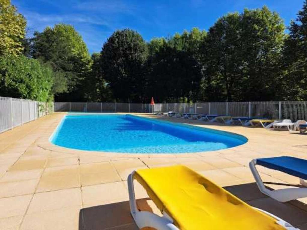 Camping 3 étoiles - Piscine - eeebbh