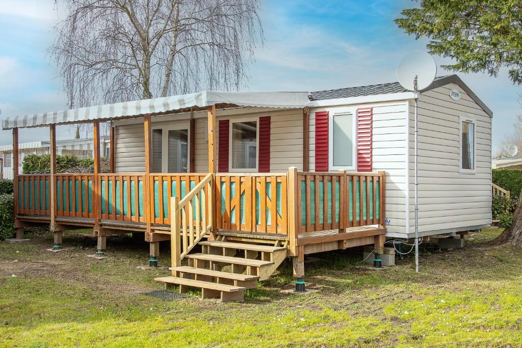 Mobilhome camping bois masson