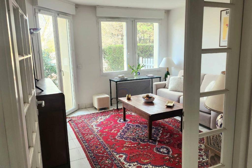 Nice T2 with garden and terrace in Tourgéville