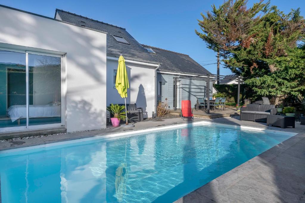 Séjour confort avec piscine - 6 adultes, 3 enfants