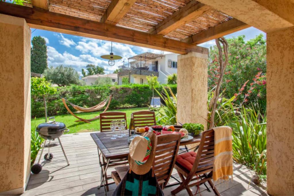 Maisonnette une chambre "Yucca" 2 à 4 personnes