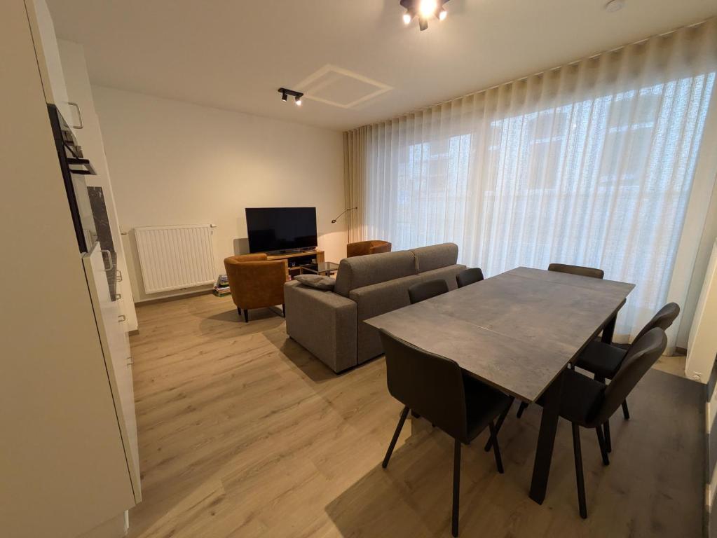 New modern apartment in the heart of Ostend T73