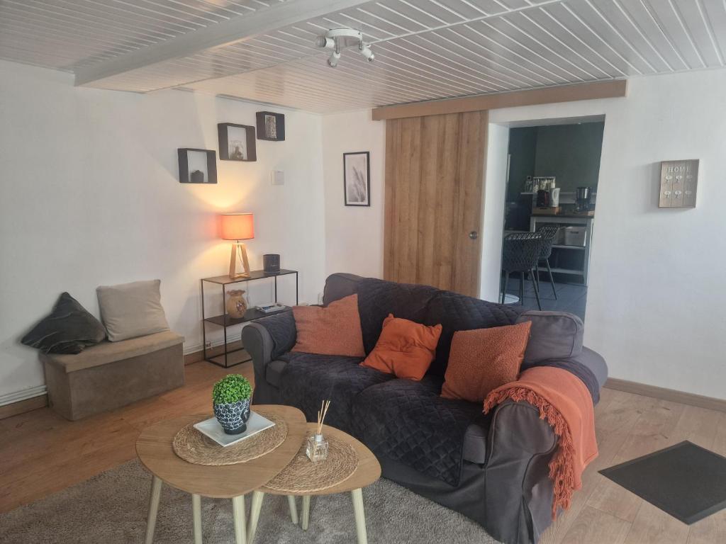 Petite maison chaleureuse