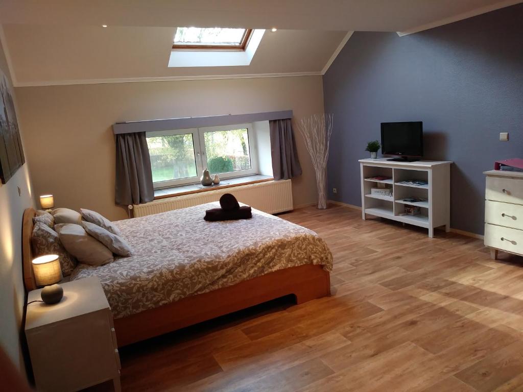 Petites-Tailles - chambre d'hôtes
