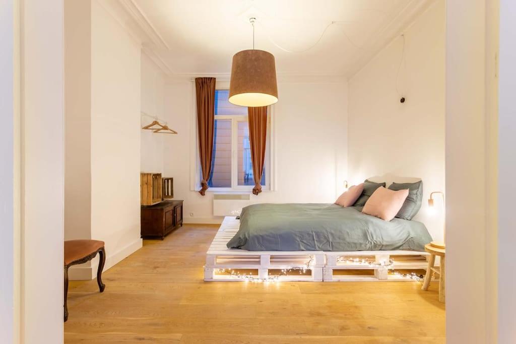 Pink Fairytale-like apartment