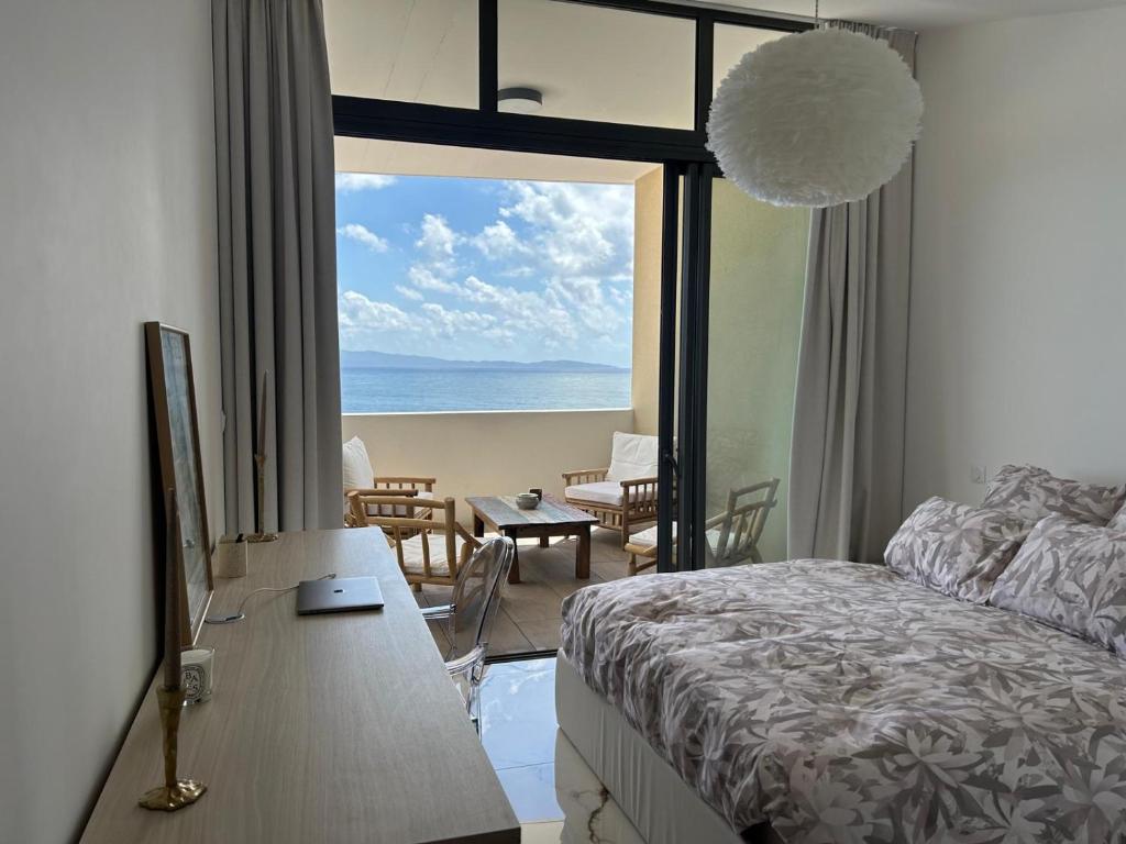 Prestigious 3 bedroom waterfront in Ajaccio