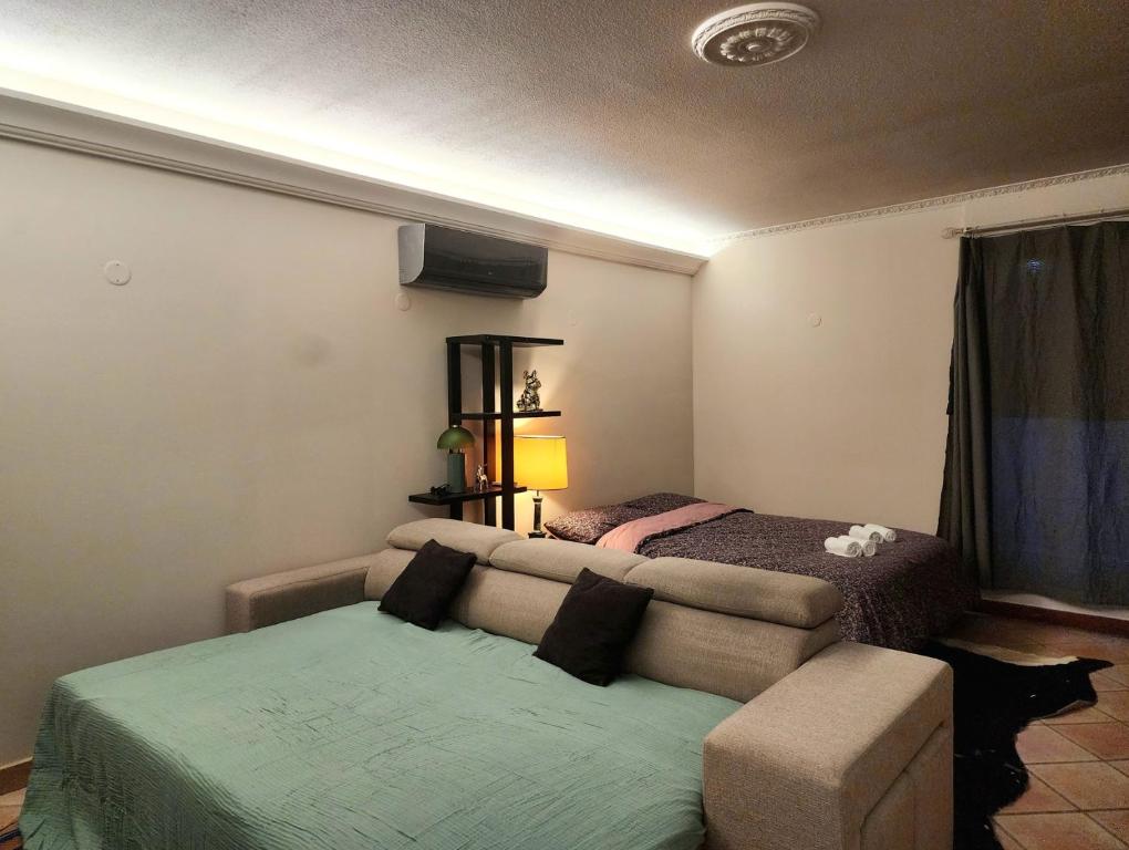 Private room in shared apartment
